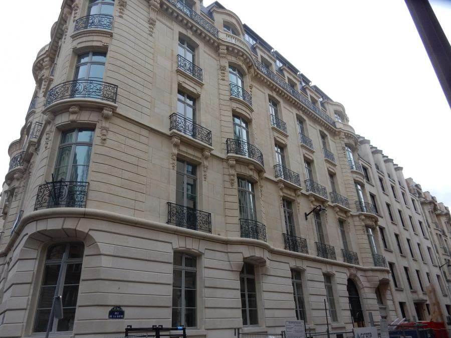 Réalisation menuiserie bois — Bâtiment Rue de la Baume à Paris